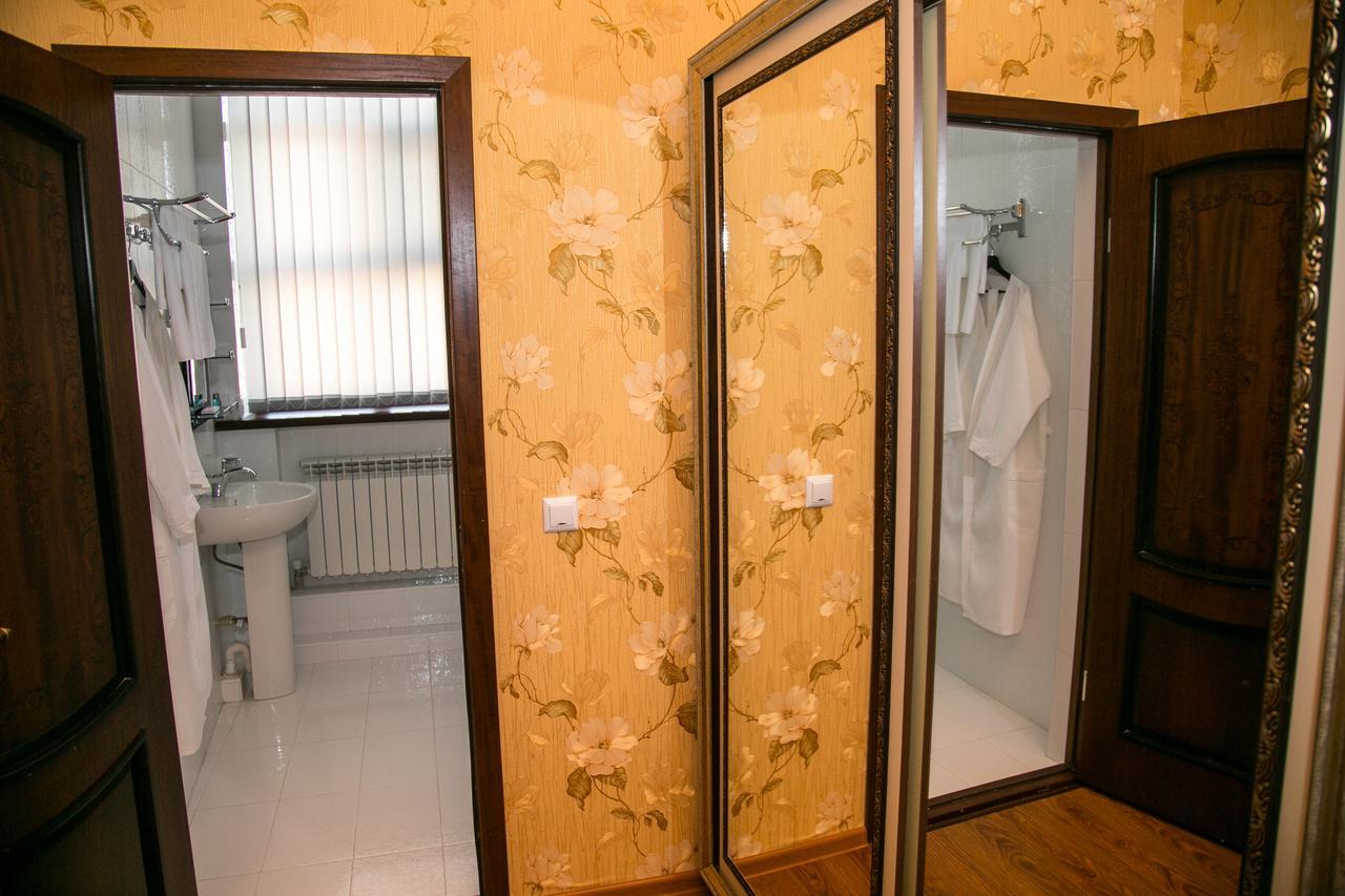Complex Bella Vista Hotel Kyzylorda Luaran gambar
